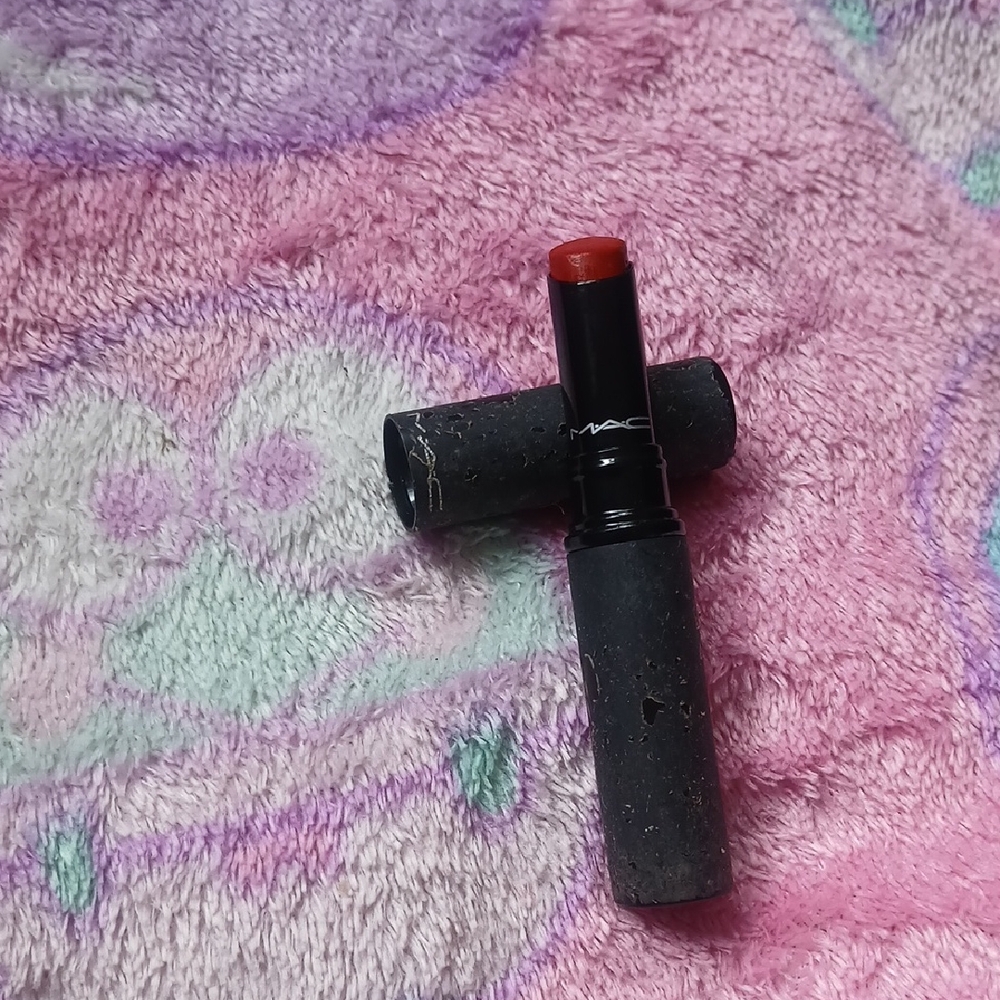 *RARE* MAC Mattene Lipstick "Eden Rouge"